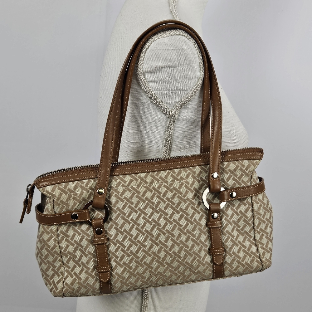 Talbots signature T 11.5"W by 7"H by 4"D